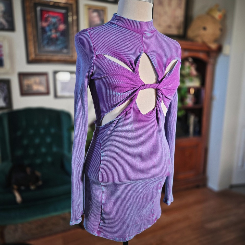J.our Purple‎ Cutout Mini Dress Bodycon Clubwear Mock Neck Long Sleeve